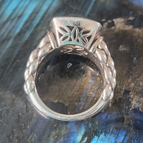 Angela By John Hardy Lotus Petal Labradorite 14K & Silver Ring Size 6, preloved - Picture 6 of 8